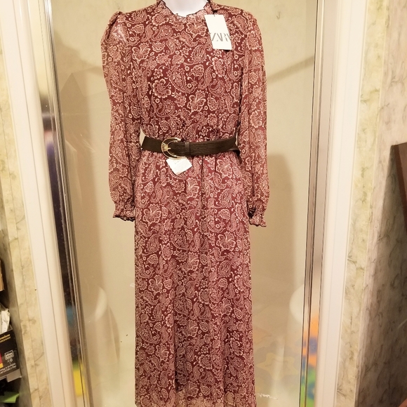 NWT size S, Zara dark red floral printed belted dress - Picture 2 of 9